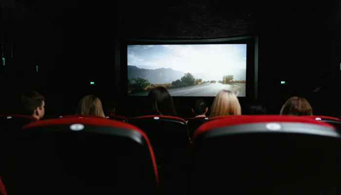 Manfaat Hobi Nonton Film