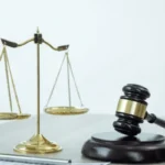 Perbedaan Mahkamah Agung dan Mahkamah Konstitusi Sebagai Lembaga Yudikatif di Indonesia