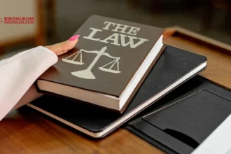 5 Alasan Penting Masuk Jurusan Hukum, Apakah Tertarik?